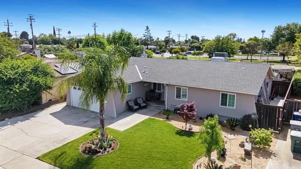 $419,500 | 30 West Swift Avenue, Clovis, CA 93612