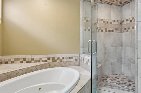 $480,000 | 926 Carondelet Drive, Lake Charles, LA 70605