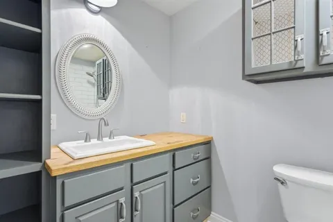 $480,000 | 926 Carondelet Drive, Lake Charles, LA 70605