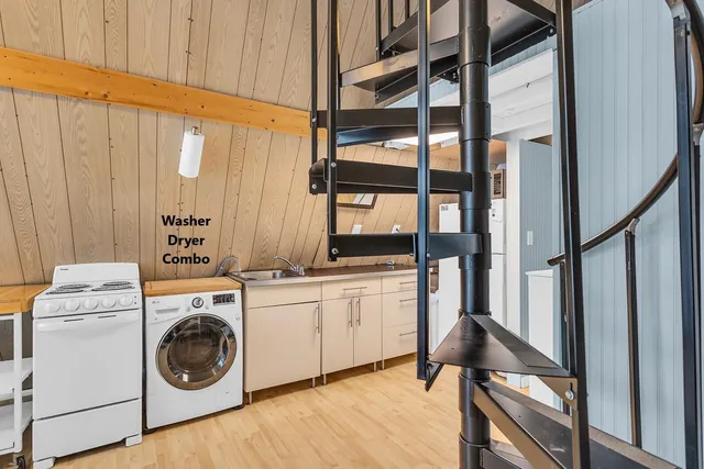 $259,000 | 1110 Cambridge Drive, Onsted, MI 49265