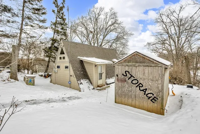 $259,000 | 1110 Cambridge Drive, Onsted, MI 49265