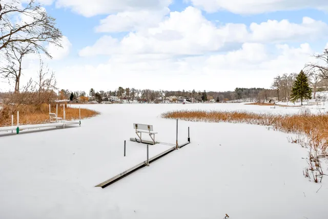 $259,000 | 1110 Cambridge Drive, Onsted, MI 49265