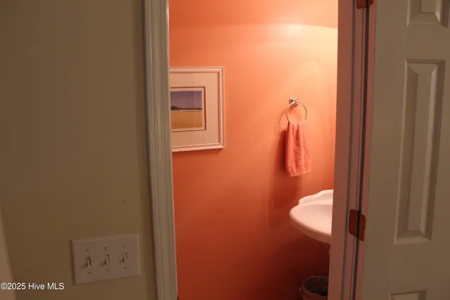 $1,950 | 701 1st Avenue South, Unit 32, North Myrtle Beach, SC 29582