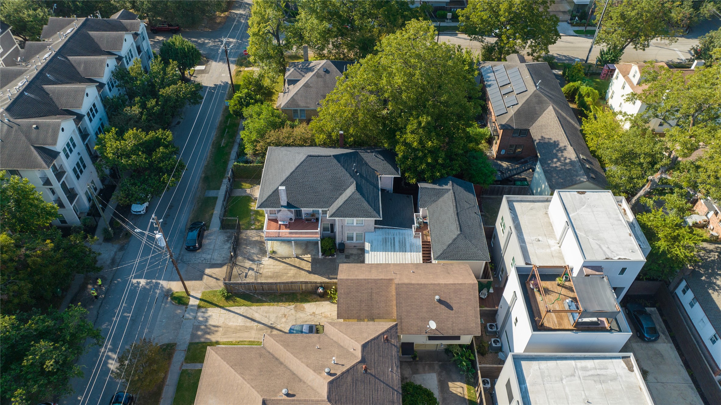1409 Wentworth Street Houston, TX 77004 - Photo 18 of 20 Great Location with other like properties in the area along with new growth in the area.