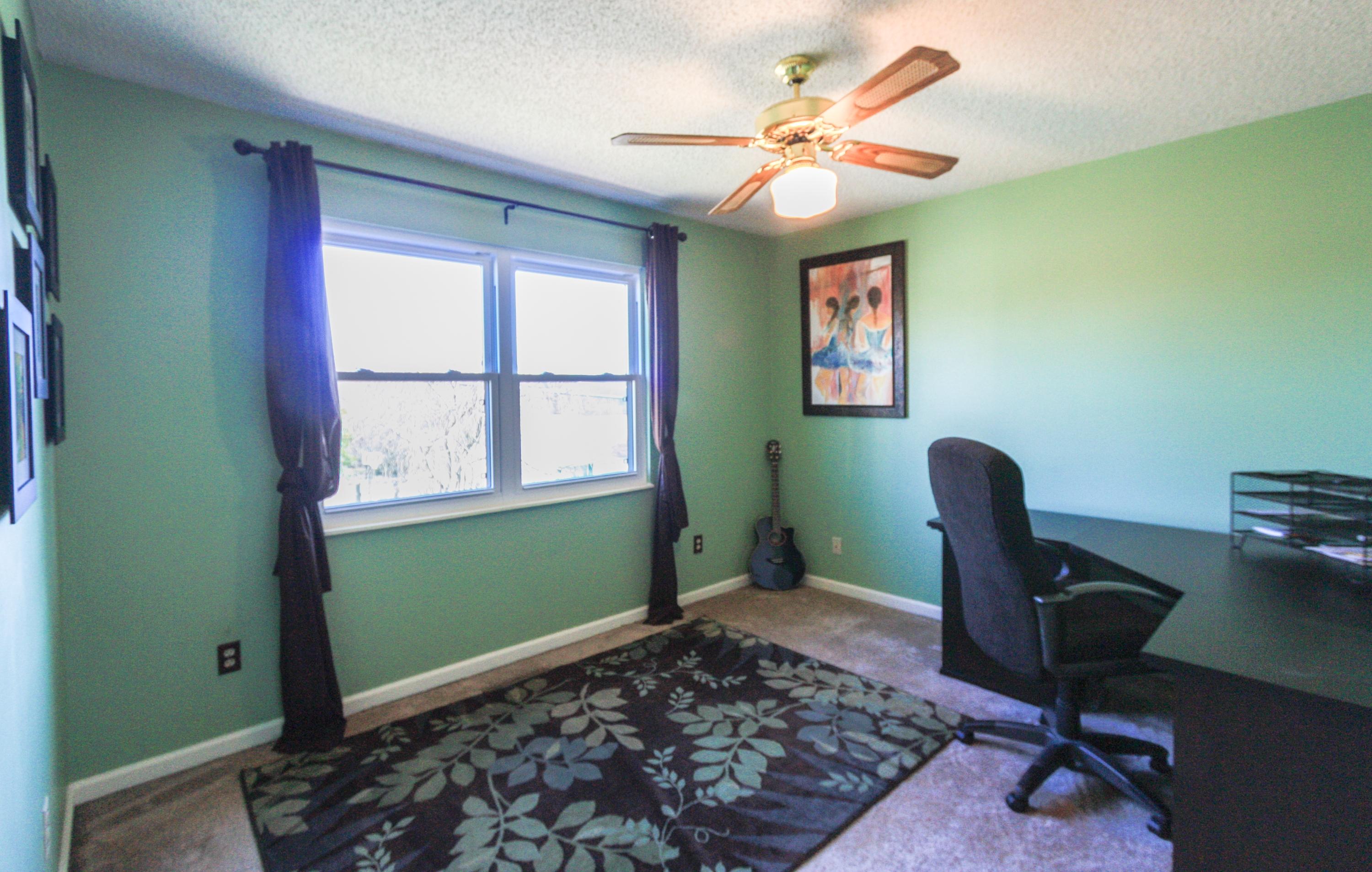 809 Bent Tree Road Knoxville, TN 37934 - Photo 23 of 28 Bedroom 3