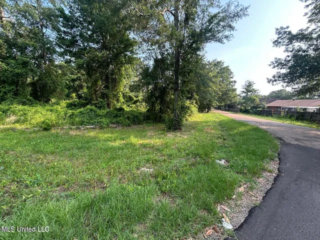 $26,000 | Love Street, Brookhaven, MS 39601