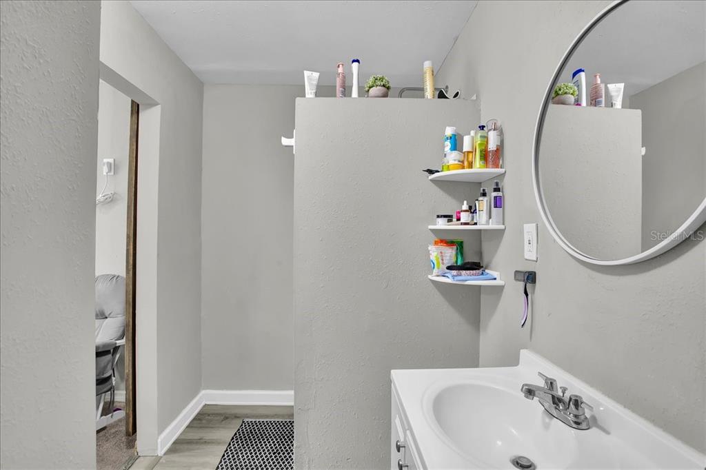 4017 Watson Road Tampa, FL 33610 - Photo 37 of 39