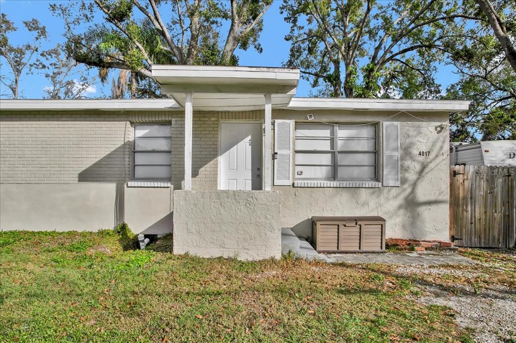 4017 Watson Road Tampa, FL 33610 - Photo 5 of 39
