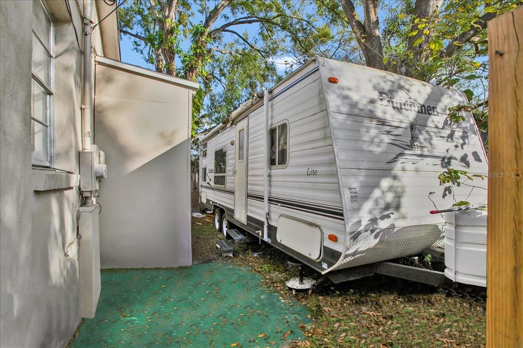 4017 Watson Road Tampa, FL 33610 - Photo 9 of 39