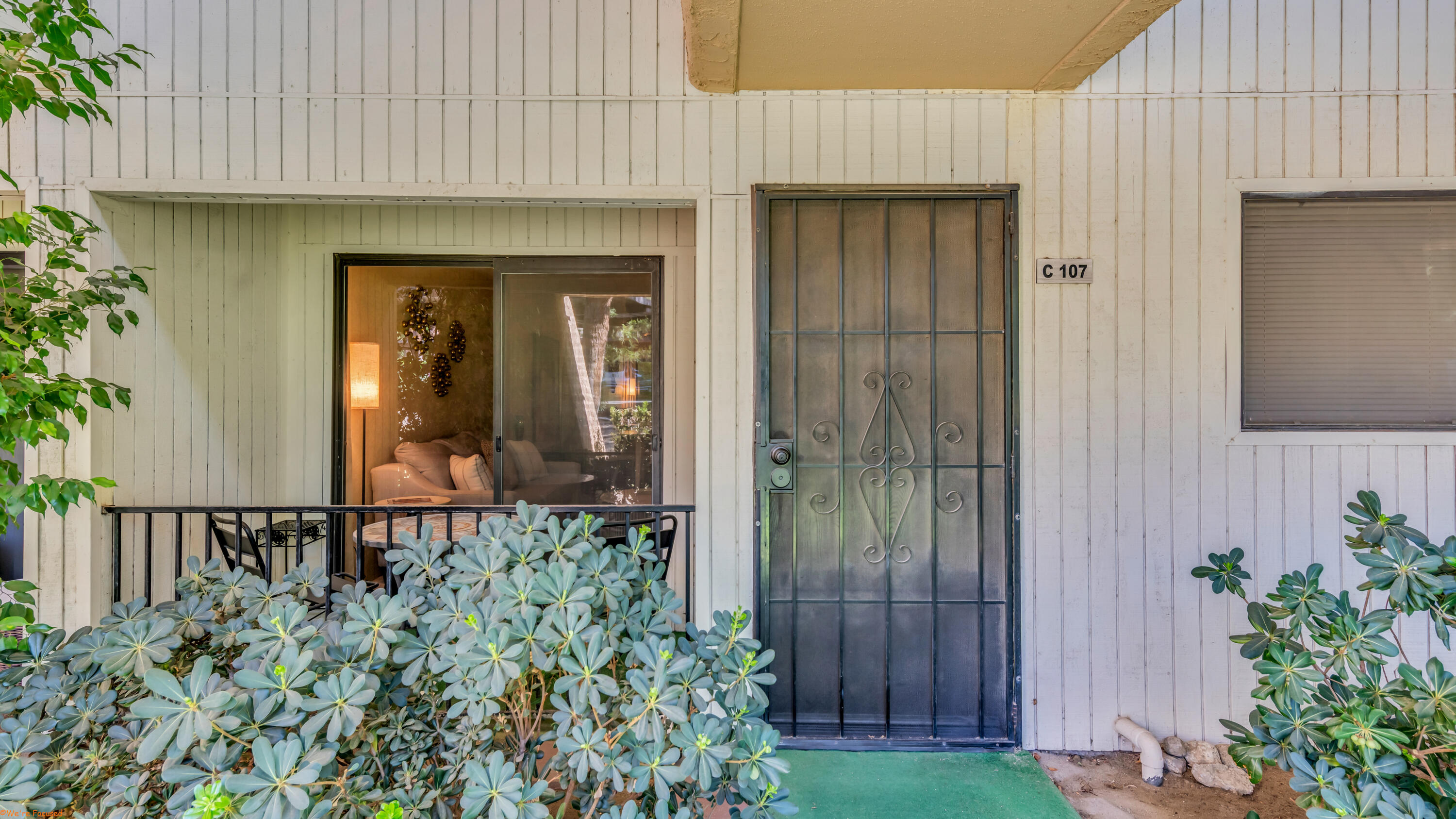 2800 Los Felices Circle North, Unit 107 Palm Springs, CA 92262 - Photo 2 of 18 a view of a entrance