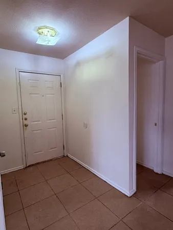 $1,900 | 710 Eaglecreek Drive, Leander, TX 78641