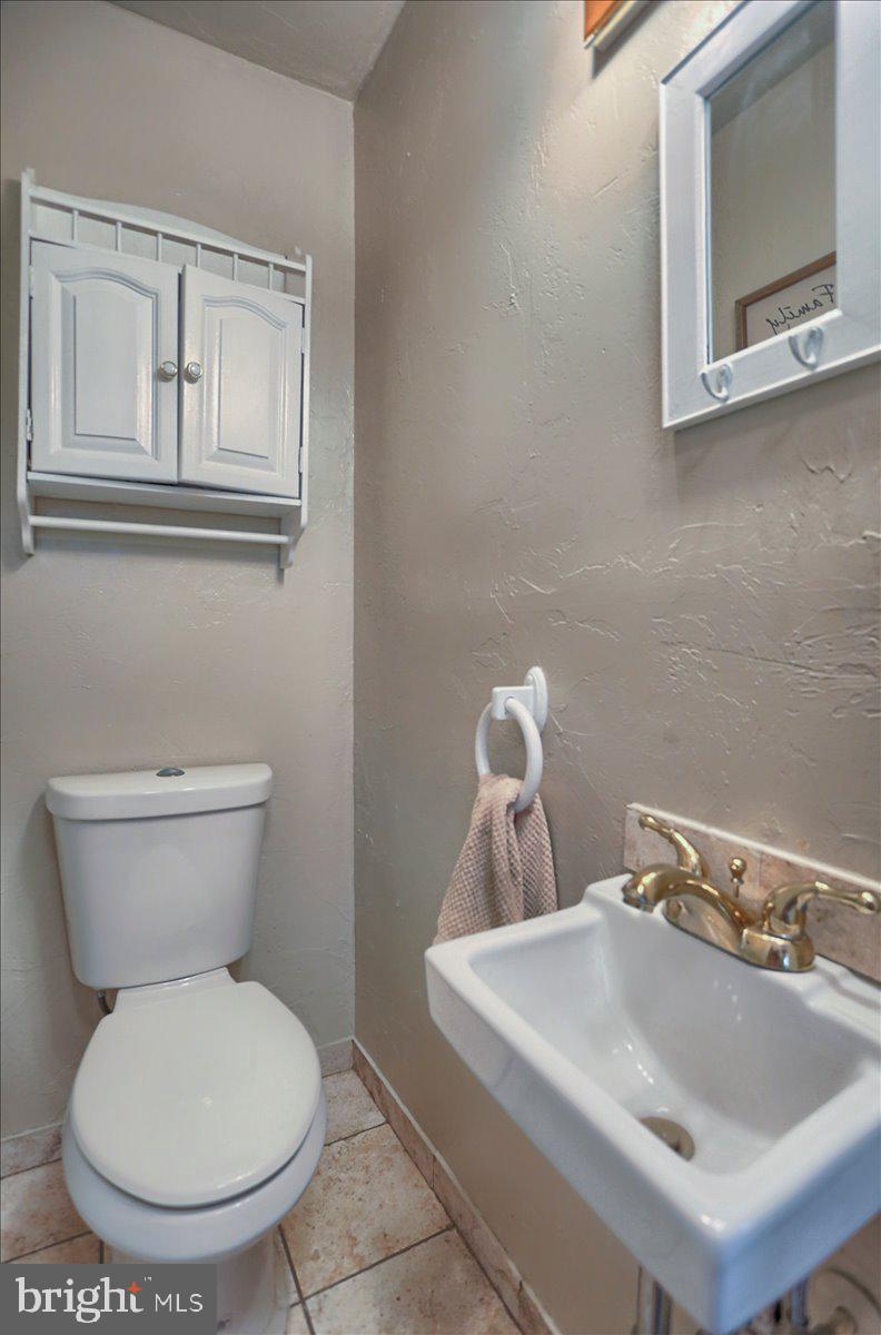 849 Clearmount Road York, PA 17403 - Photo 13 of 47 Gallery Image 13