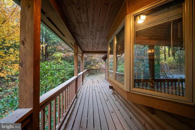 a view of a hall with an empty room