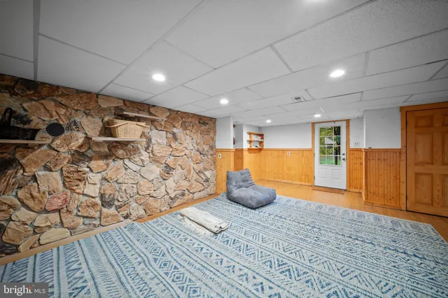 a house view with a backyard space