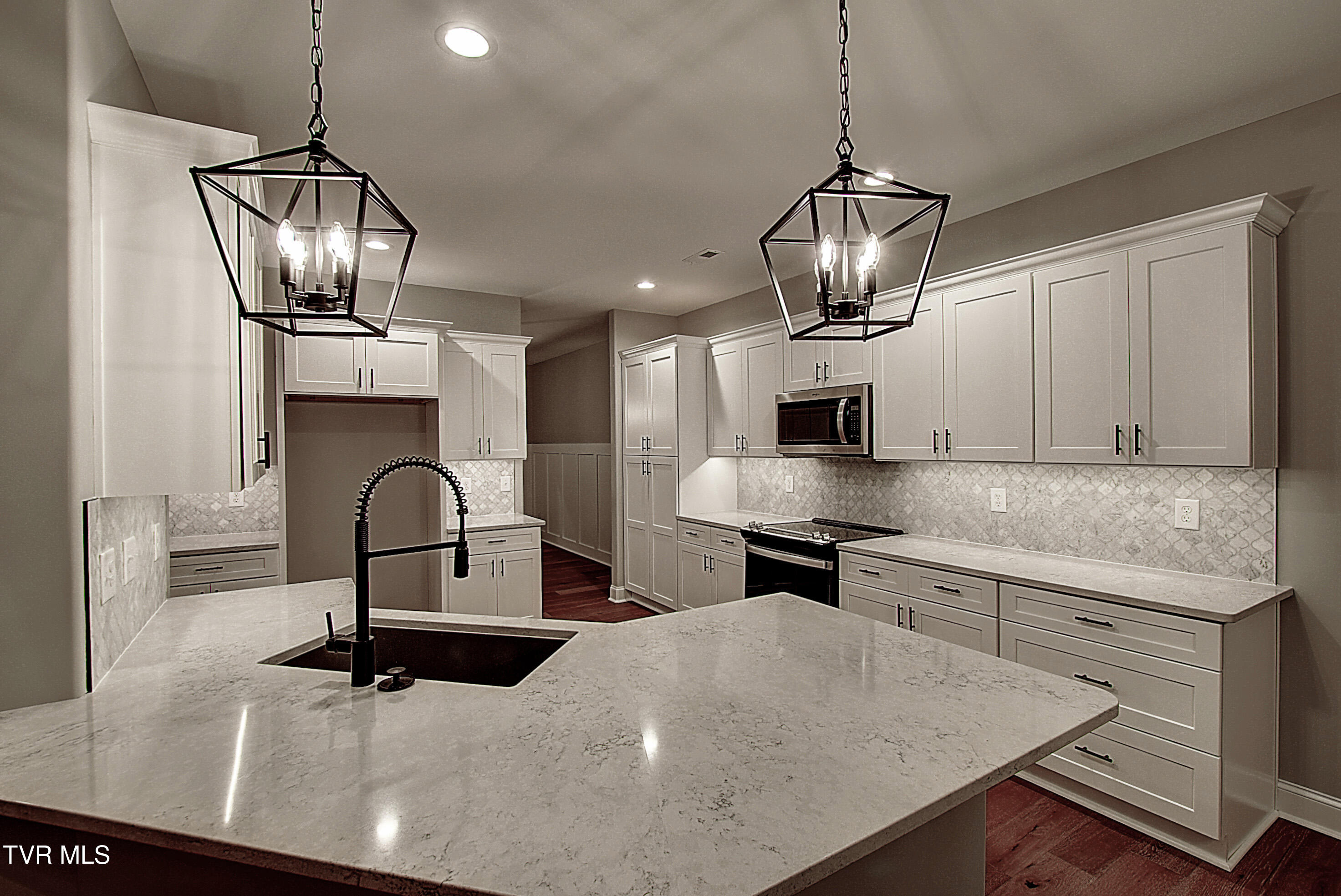393 Dean Archer Road Jonesborough, TN 37659 - Photo 15 of 50 23
