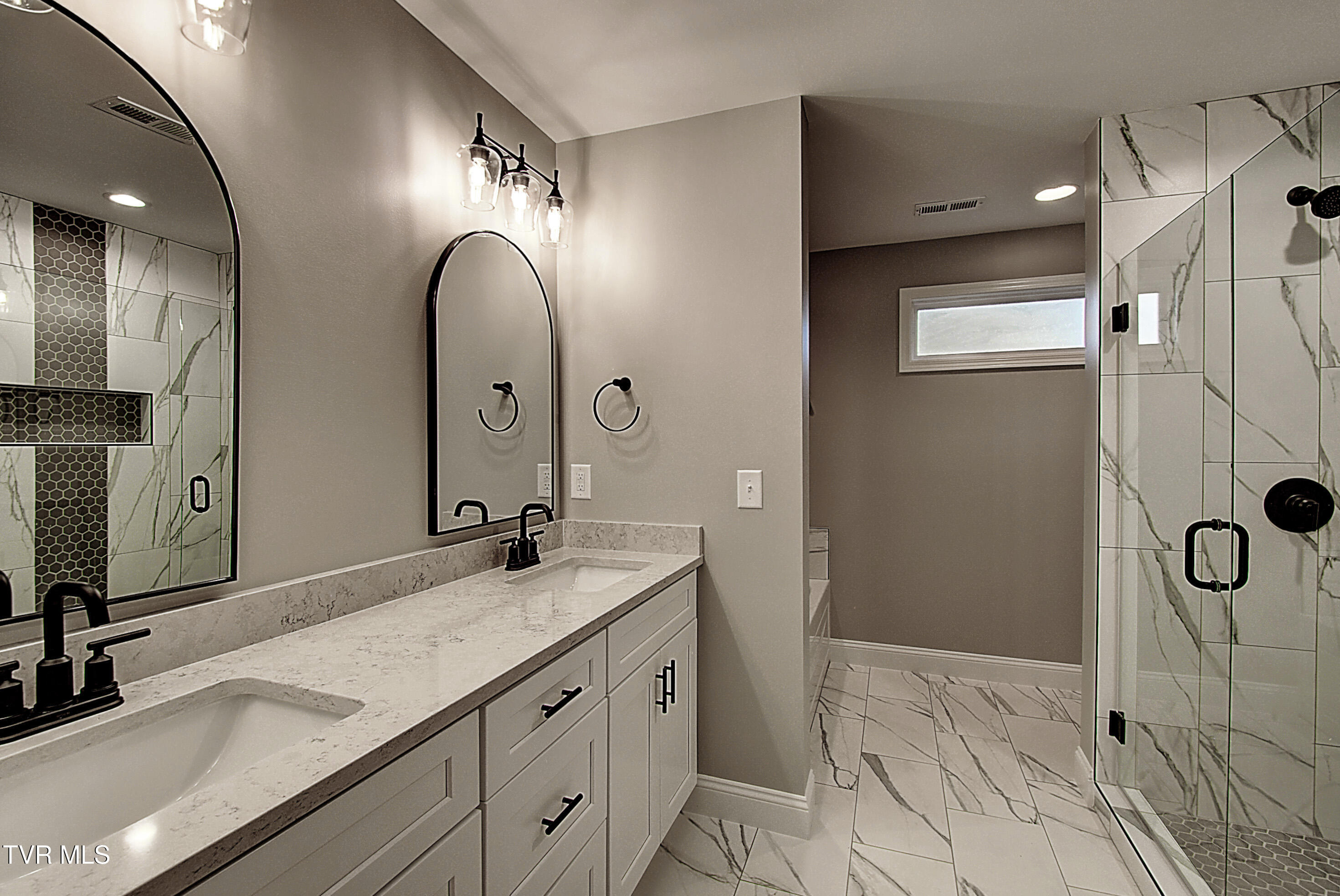 393 Dean Archer Road Jonesborough, TN 37659 - Photo 27 of 50 36