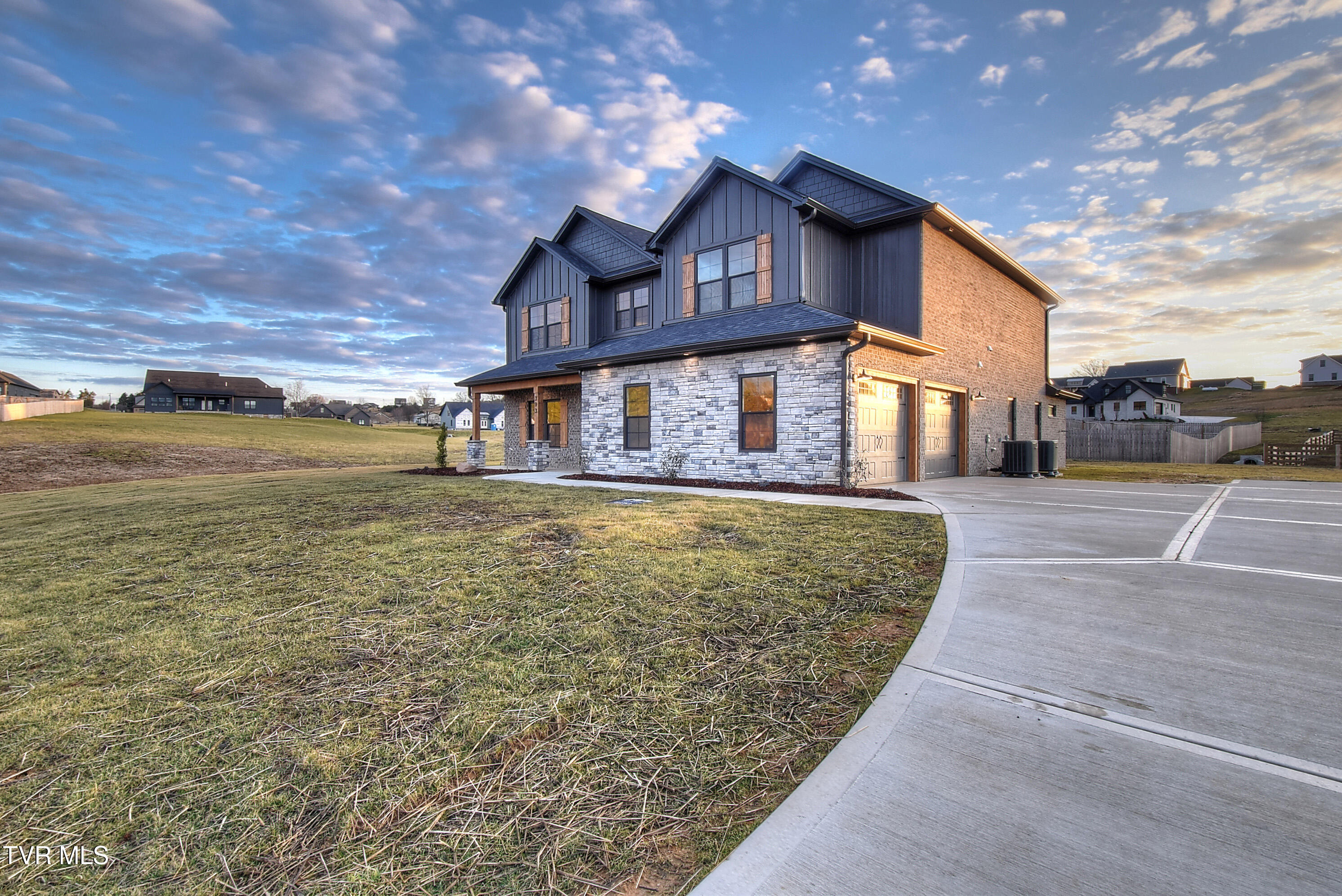 393 Dean Archer Road Jonesborough, TN 37659 - Photo 3 of 50 11