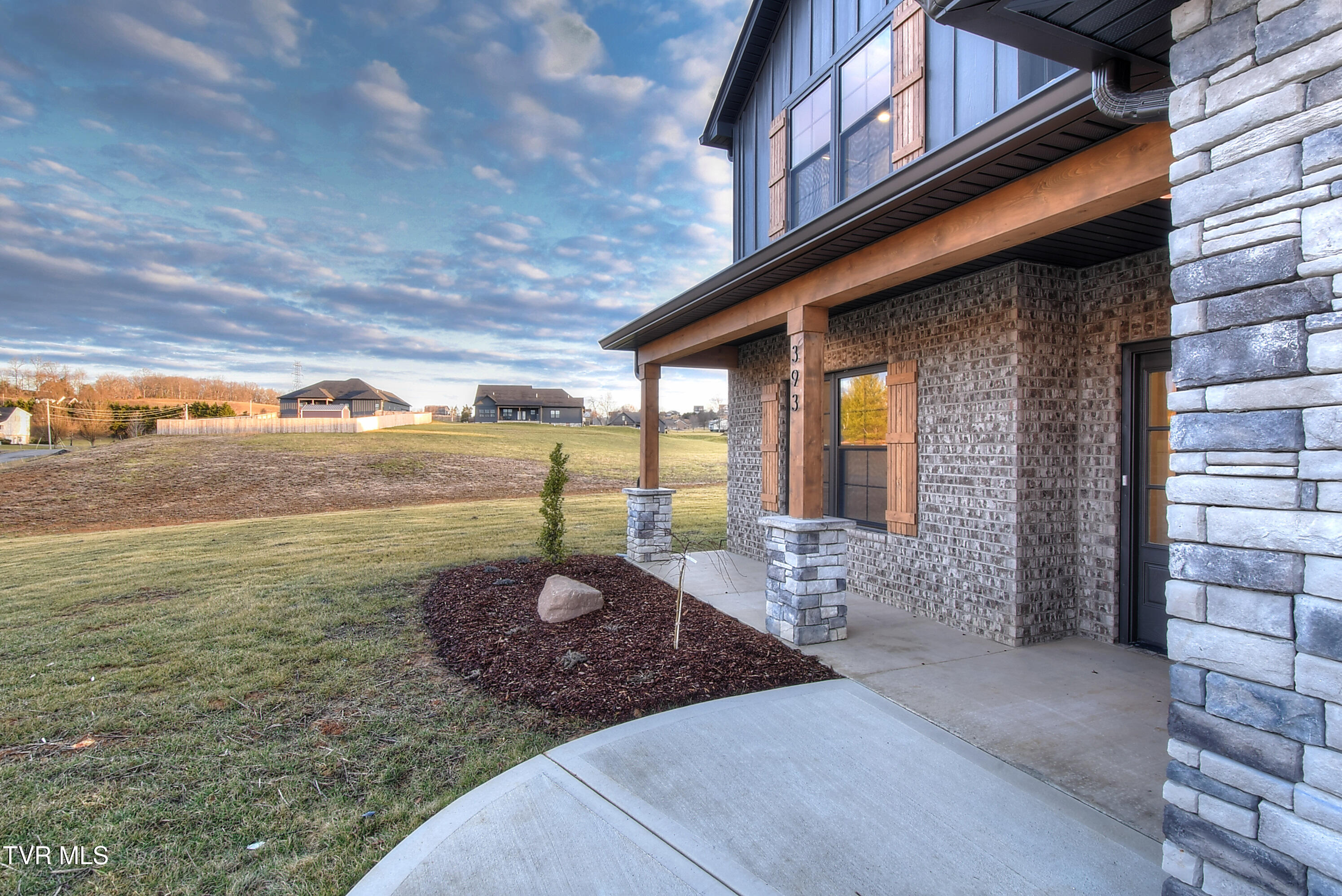 393 Dean Archer Road Jonesborough, TN 37659 - Photo 5 of 50 13
