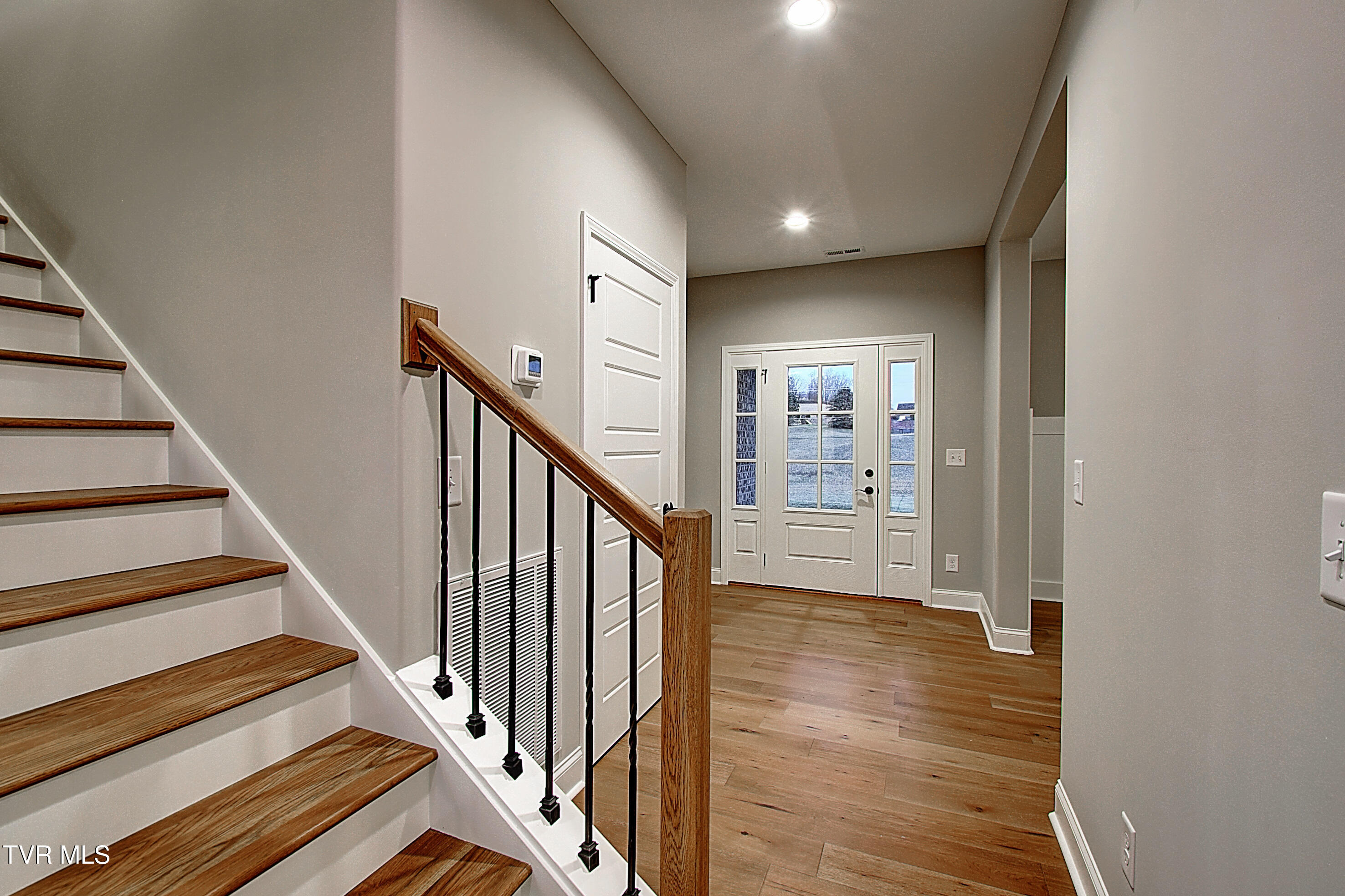 393 Dean Archer Road Jonesborough, TN 37659 - Photo 8 of 50 16
