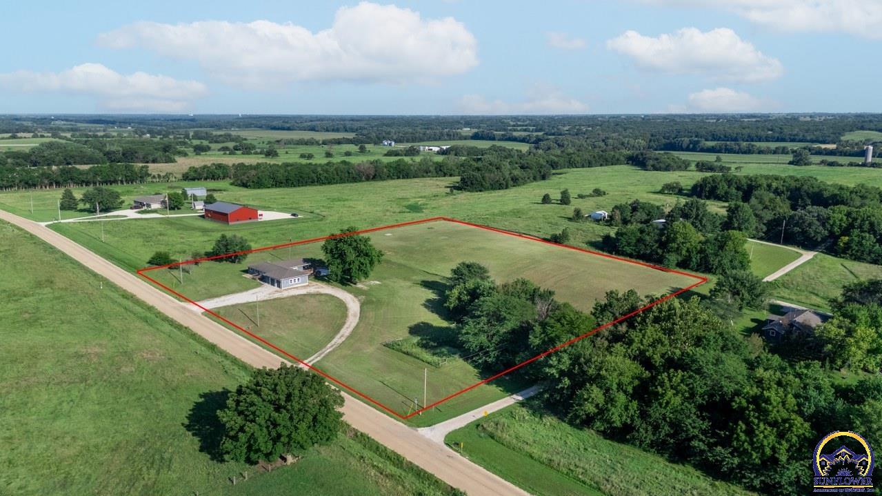 8245 254th Road Circleville, KS 66416 - Photo 2 of 65