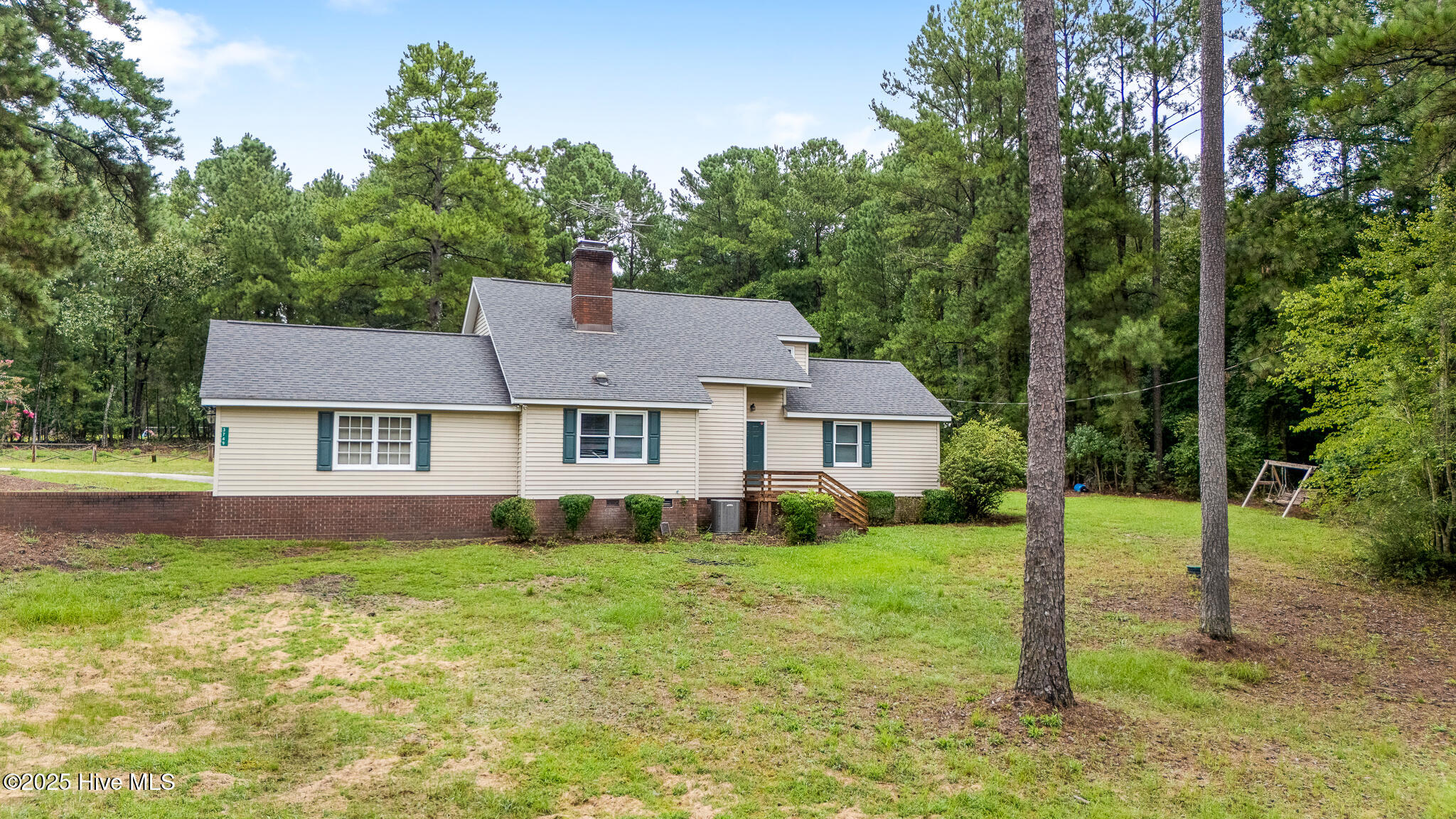 3749 Murdocksville Road West End, NC 27376 - Photo 1 of 31 3749- Murdocksville-20