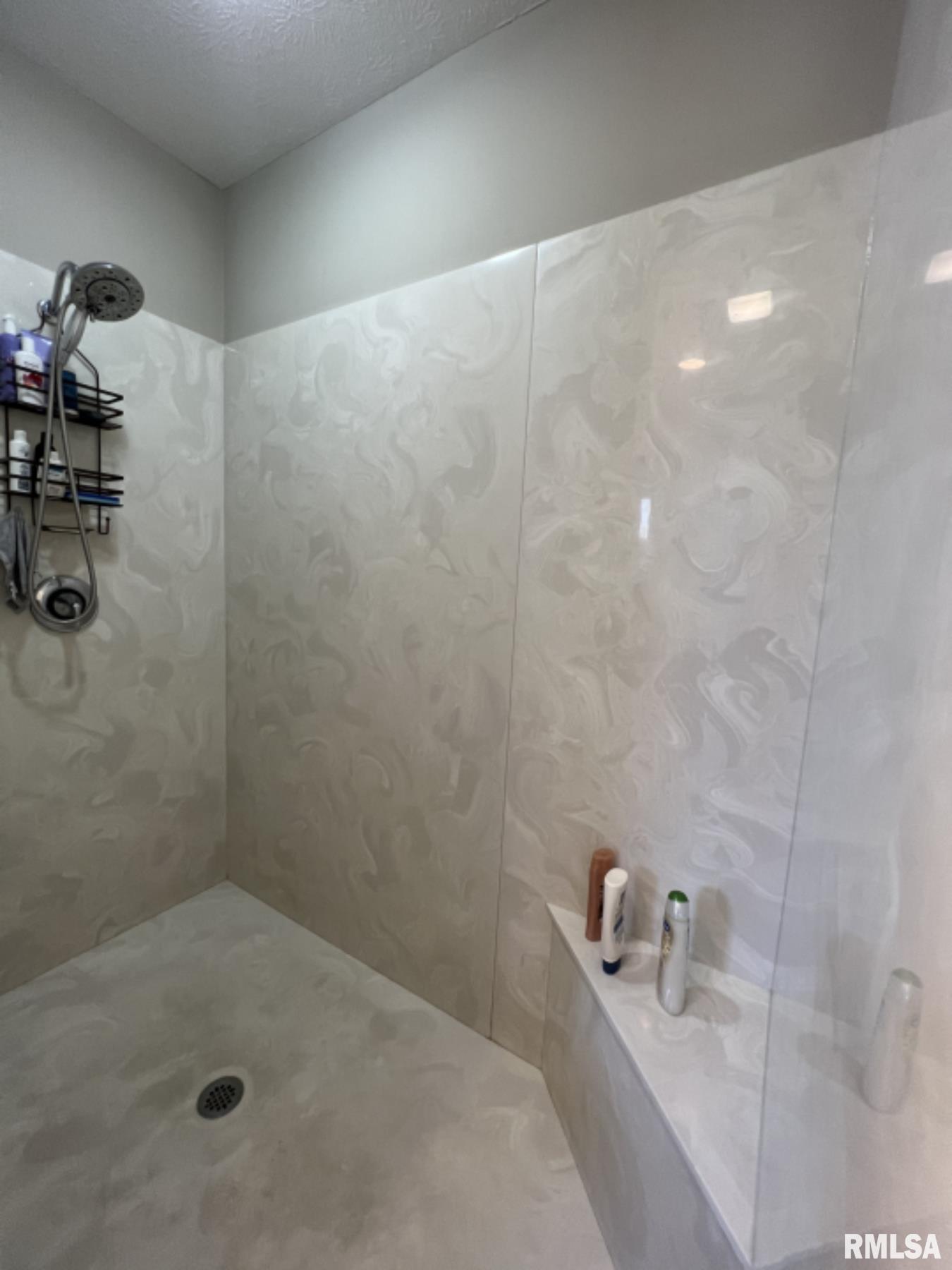 2808 Castlerock Ridge Springfield, IL 62711 - Photo 18 of 35