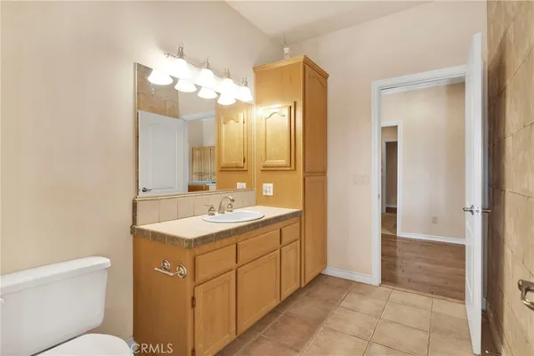 $1,070,000 | 7091 Coriander Drive, Oak Hills, CA 92344