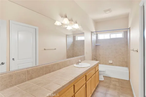 $1,070,000 | 7091 Coriander Drive, Oak Hills, CA 92344