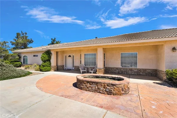 $1,070,000 | 7091 Coriander Drive, Oak Hills, CA 92344