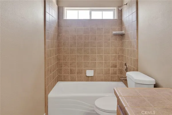 $1,070,000 | 7091 Coriander Drive, Oak Hills, CA 92344