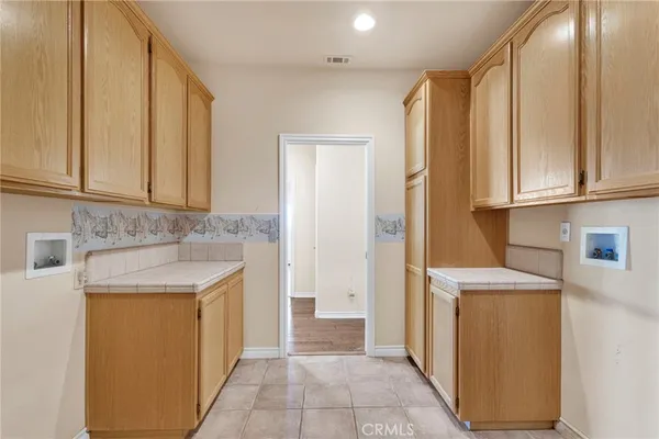 $1,070,000 | 7091 Coriander Drive, Oak Hills, CA 92344