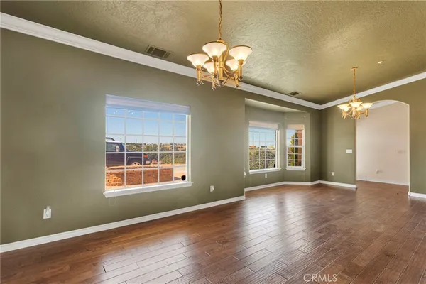 $1,070,000 | 7091 Coriander Drive, Oak Hills, CA 92344