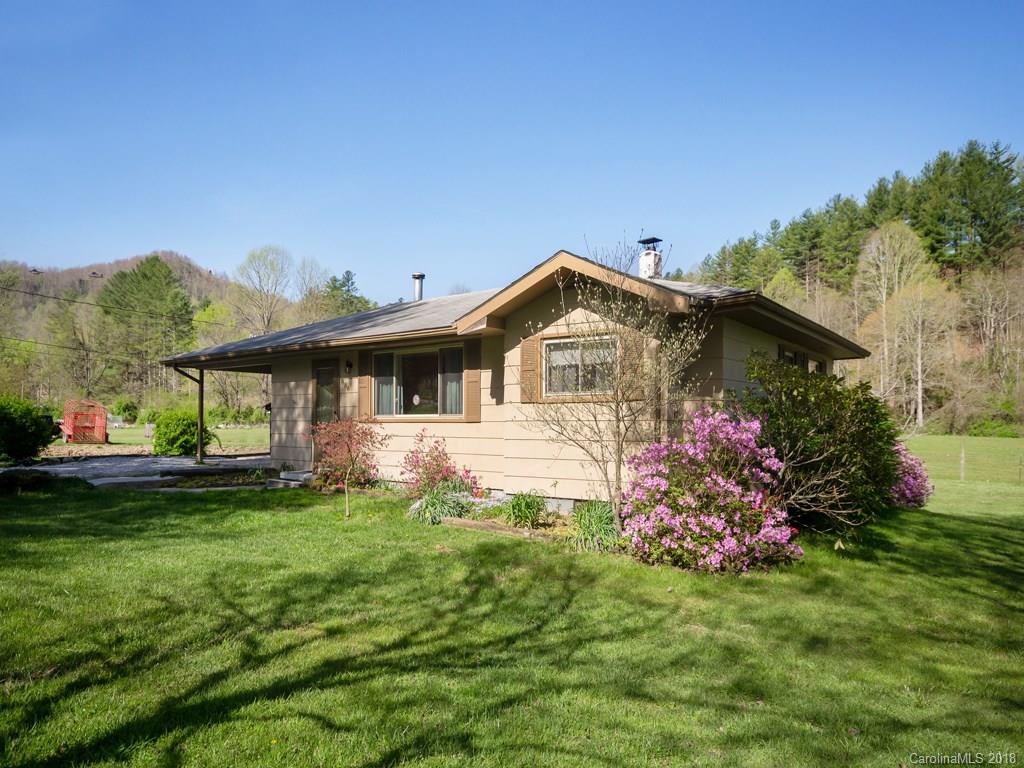 886 Middlefork Road Brevard, NC 28712 - Photo 1 of 18 Gallery Image 1