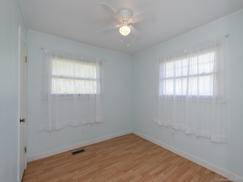 886 Middlefork Road Brevard, NC 28712 - Photo 12 of 18 Gallery Image 12