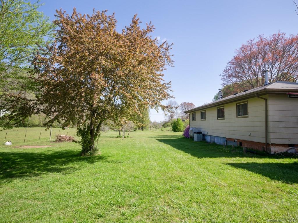 886 Middlefork Road Brevard, NC 28712 - Photo 14 of 18 Gallery Image 14
