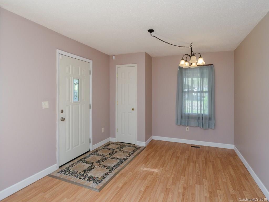 886 Middlefork Road Brevard, NC 28712 - Photo 5 of 18 Gallery Image 5