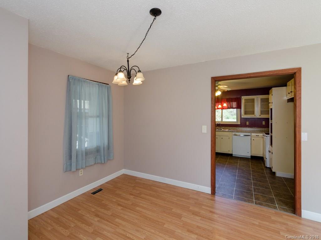 886 Middlefork Road Brevard, NC 28712 - Photo 6 of 18 Gallery Image 6