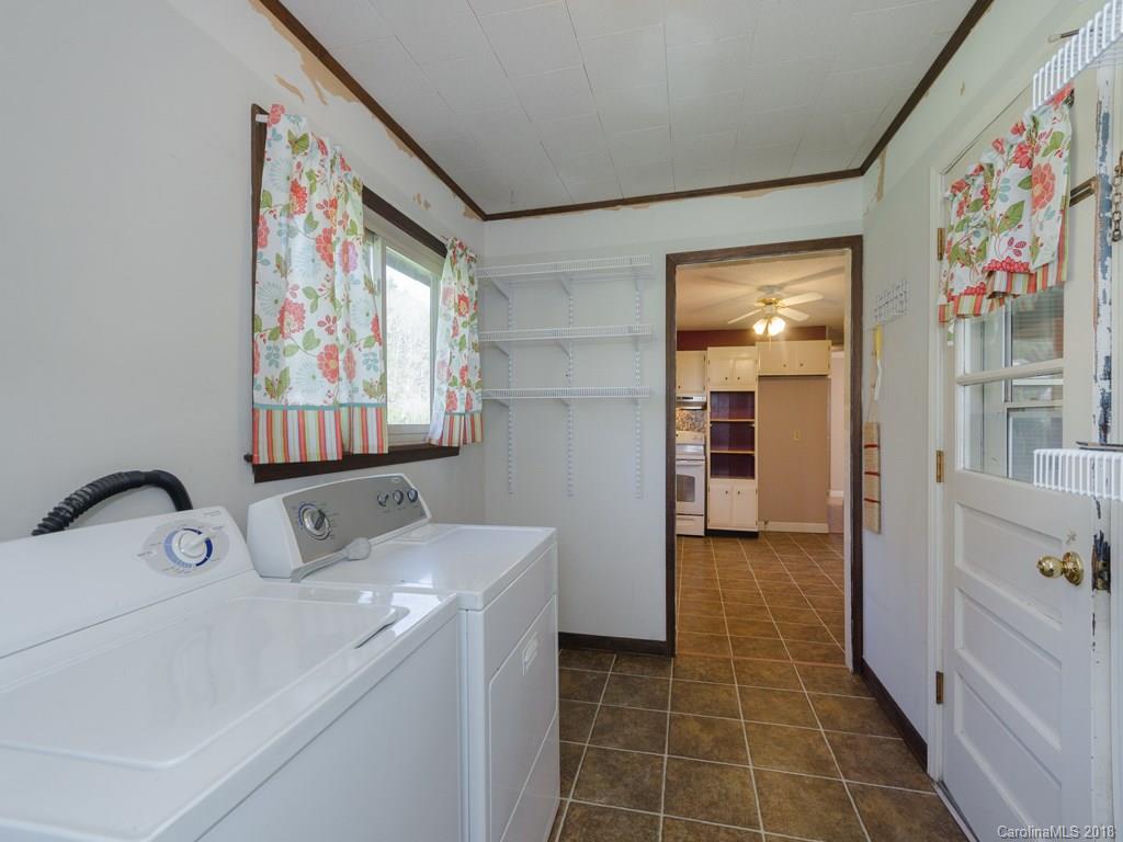 886 Middlefork Road Brevard, NC 28712 - Photo 9 of 18 Gallery Image 9