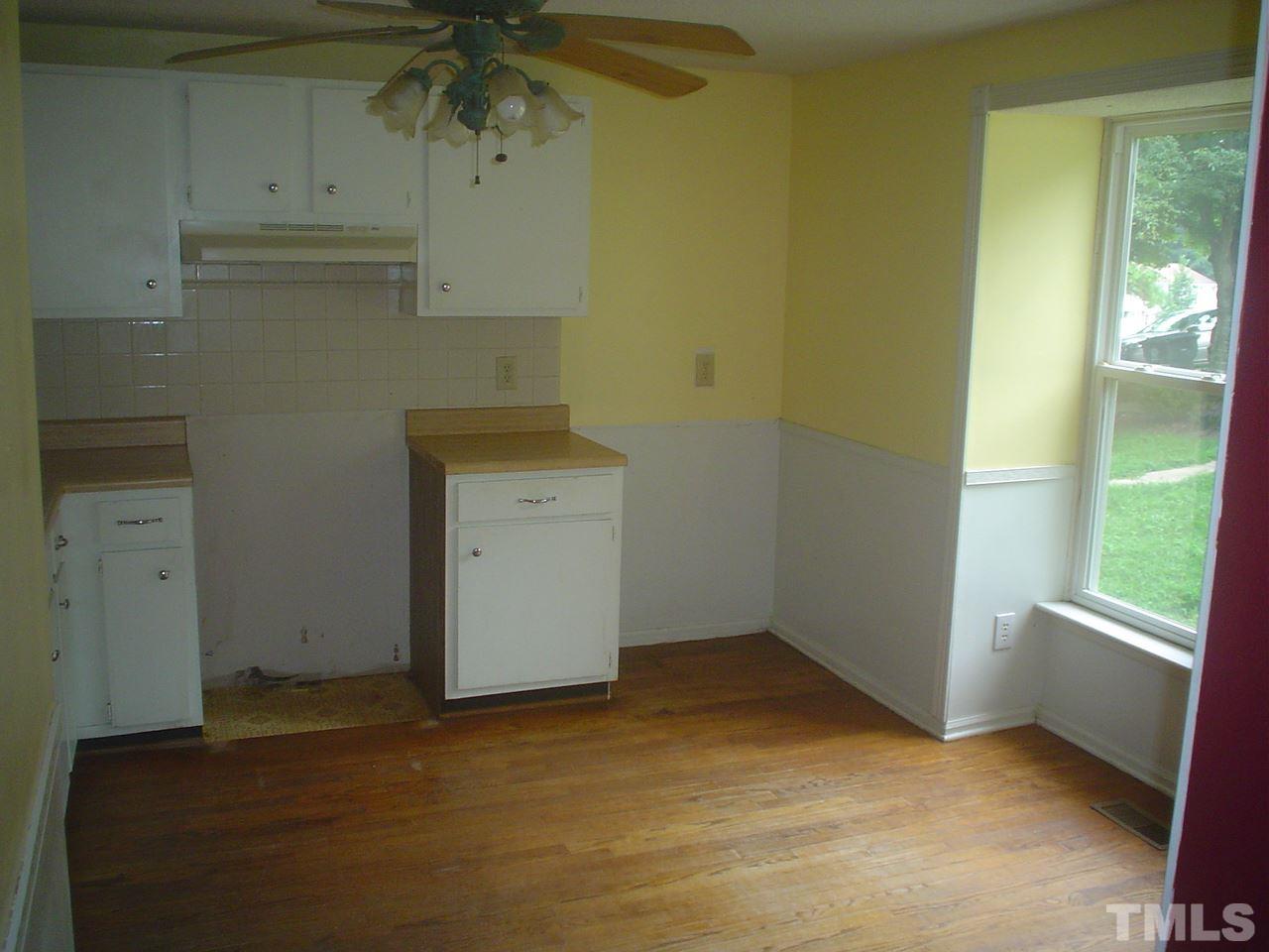 7280 Shellburne Drive Raleigh, NC 27612 - Photo 6 of 10
