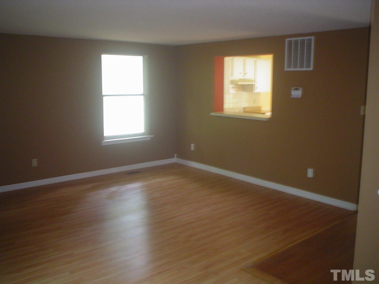 7280 Shellburne Drive Raleigh, NC 27612 - Photo 8 of 10