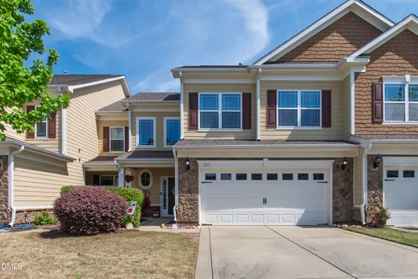 $470,000 | 225 Mayfield Drive, Apex, NC 27539