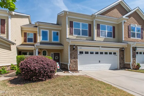 $470,000 | 225 Mayfield Drive, Apex, NC 27539