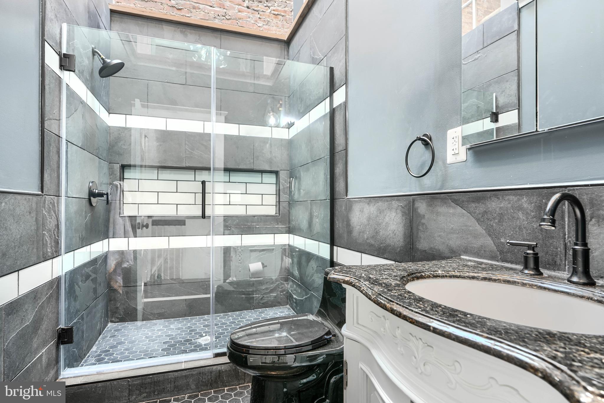 4416 Roland Avenue Baltimore, MD 21210 - Photo 41 of 60