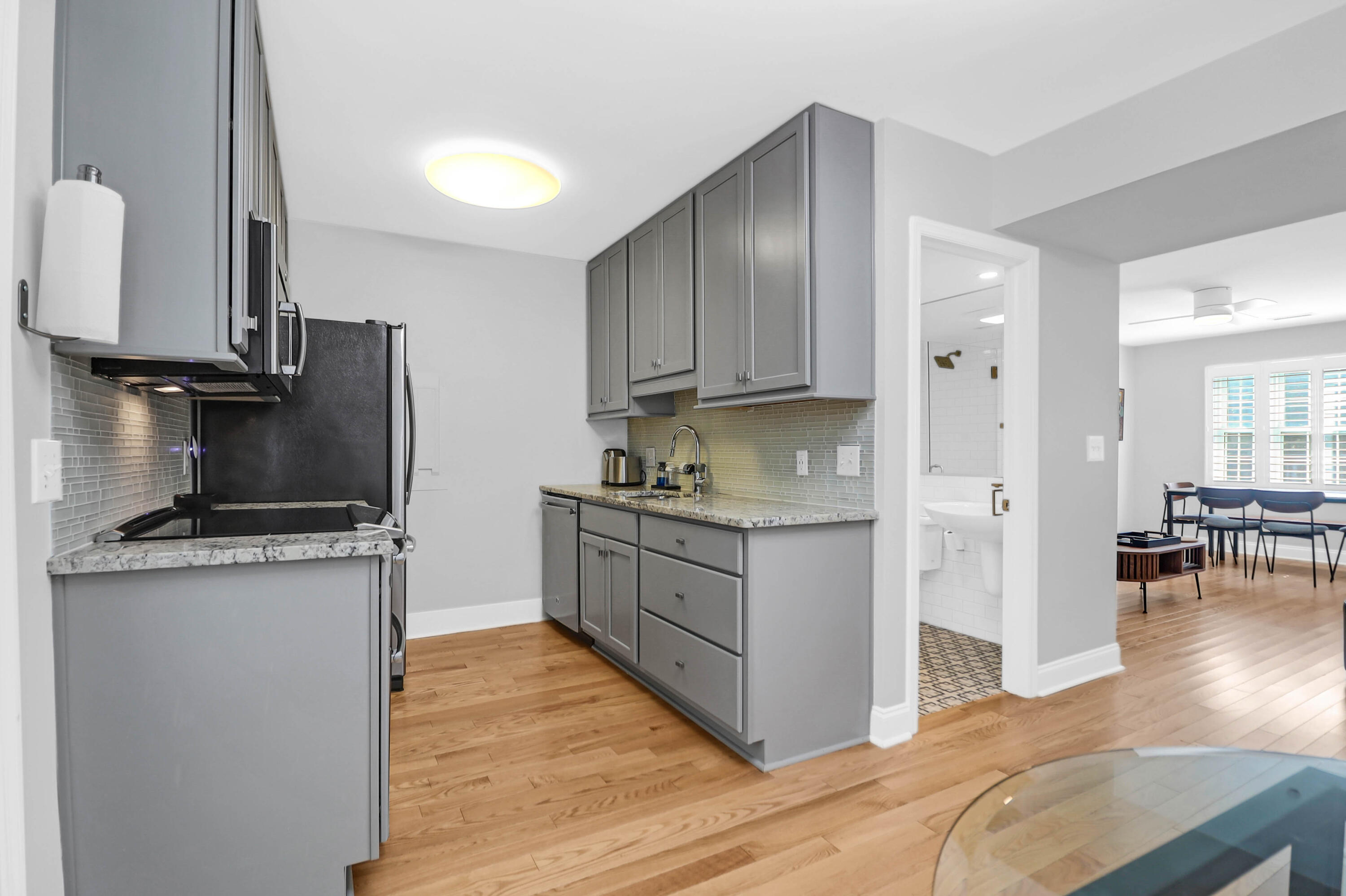 12 George Street, Unit 3B Charleston, SC 29401 - Photo 11 of 19 12 B3 George -Tidalcreekphoto- (14)