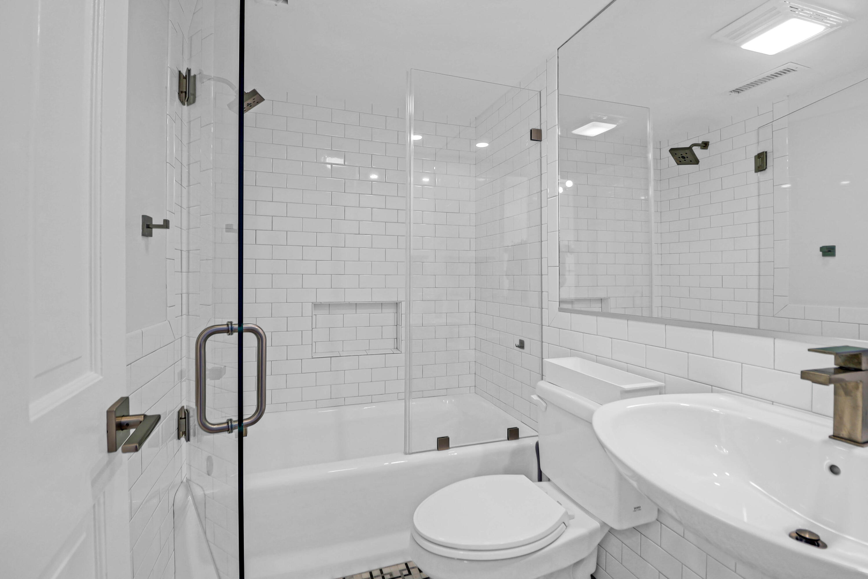 12 George Street, Unit 3B Charleston, SC 29401 - Photo 9 of 19 12 B3 George -Tidalcreekphoto- (11)