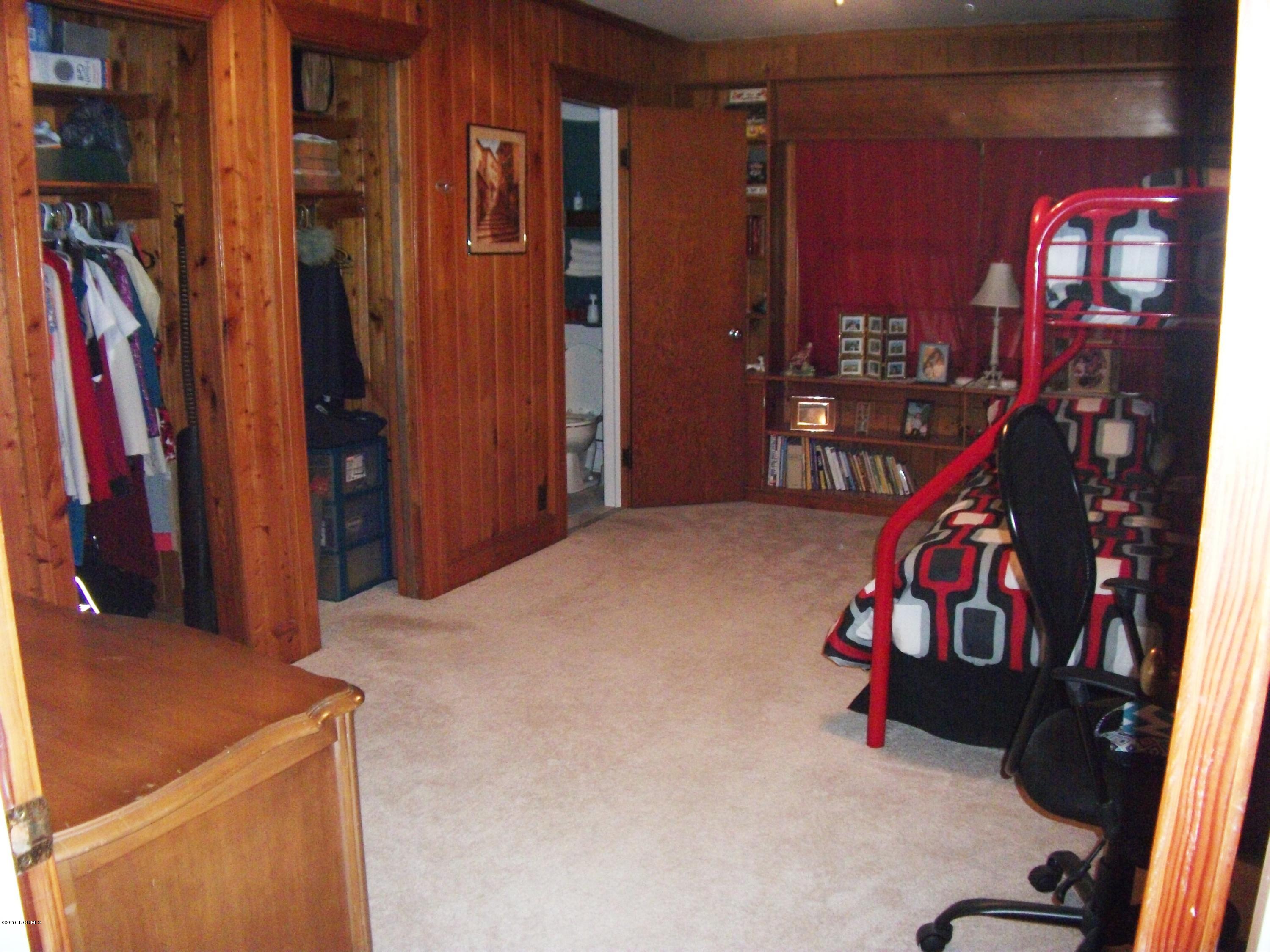 113 Warsaw Road Clinton, NC 28328 - Photo 10 of 20 DSCF5261