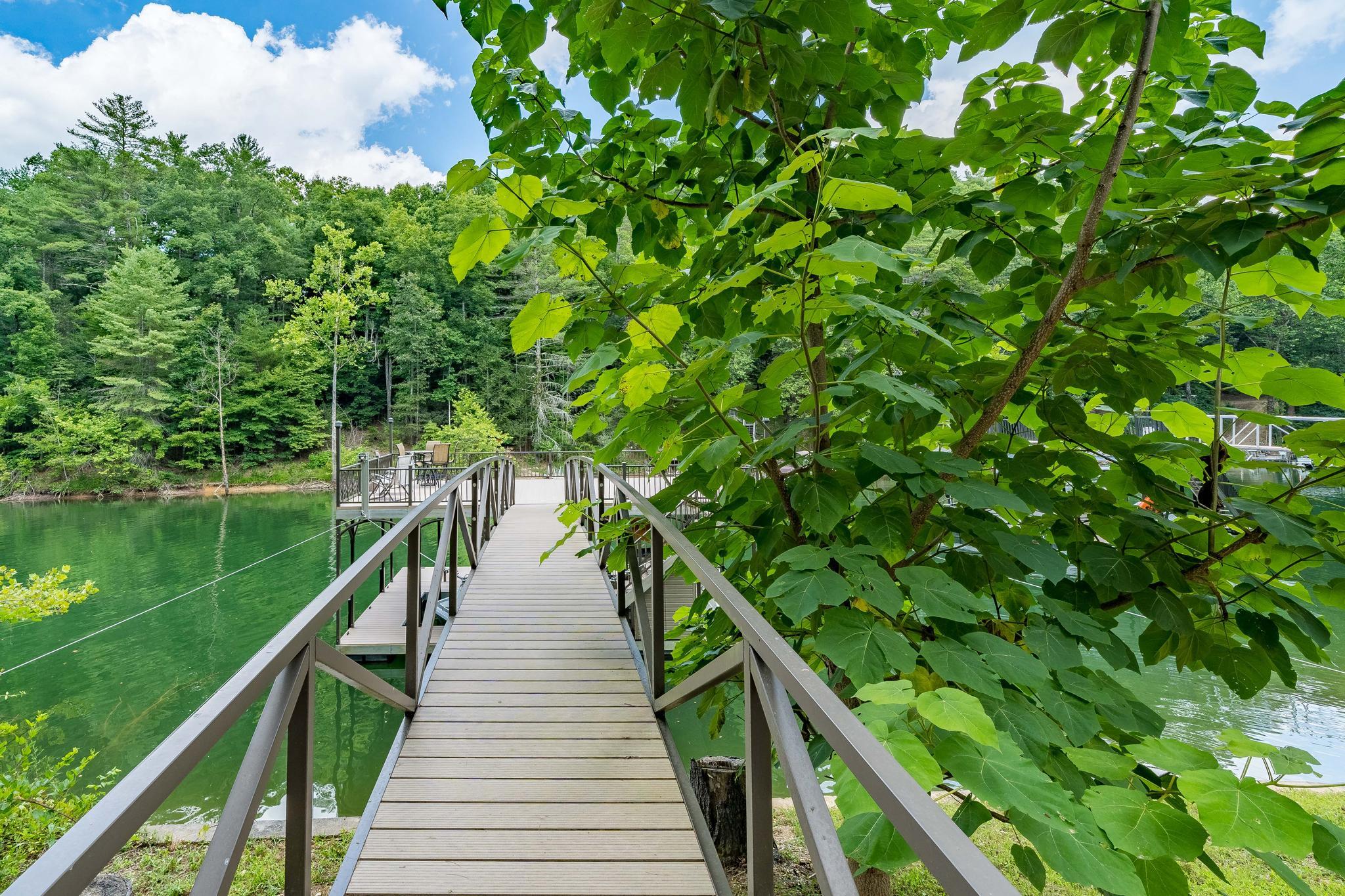 102 Oak Point Place Butler, TN 37640 - Photo 23 of 69 102 Oak Point Place (23 of 69)