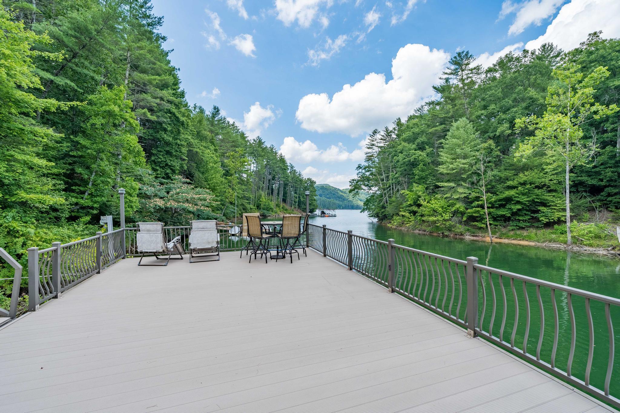 102 Oak Point Place Butler, TN 37640 - Photo 27 of 69 102 Oak Point Place (27 of 69)