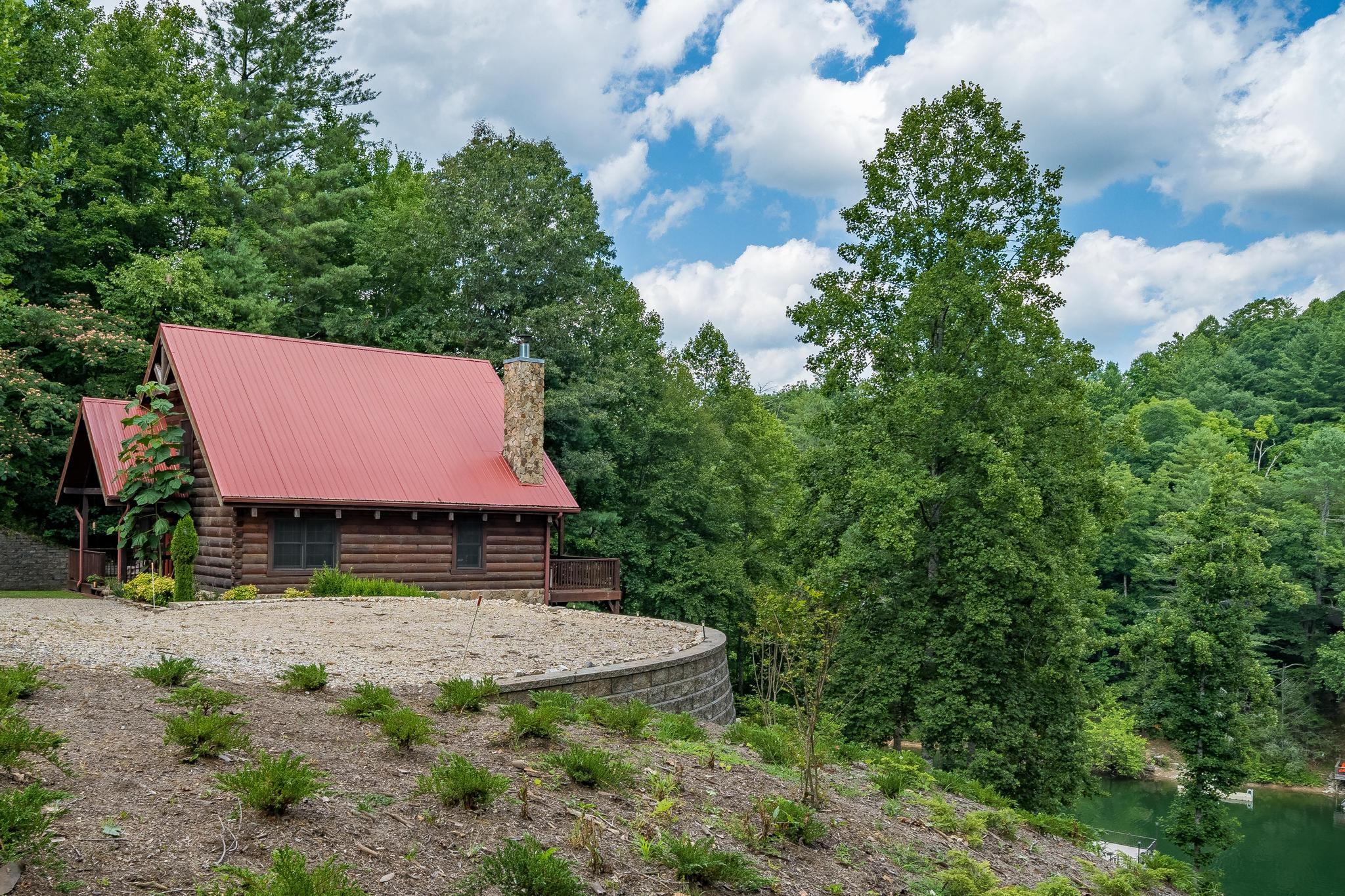 102 Oak Point Place Butler, TN 37640 - Photo 35 of 69 102 Oak Point Place (35 of 69)