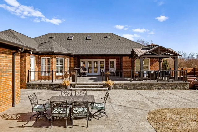 a view of a house with sitting area